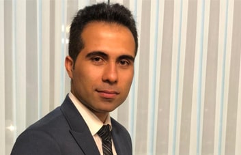 مسعود علینقیان مشتری شرکت crm دیدار در زمینه تجهیزات پزشکی